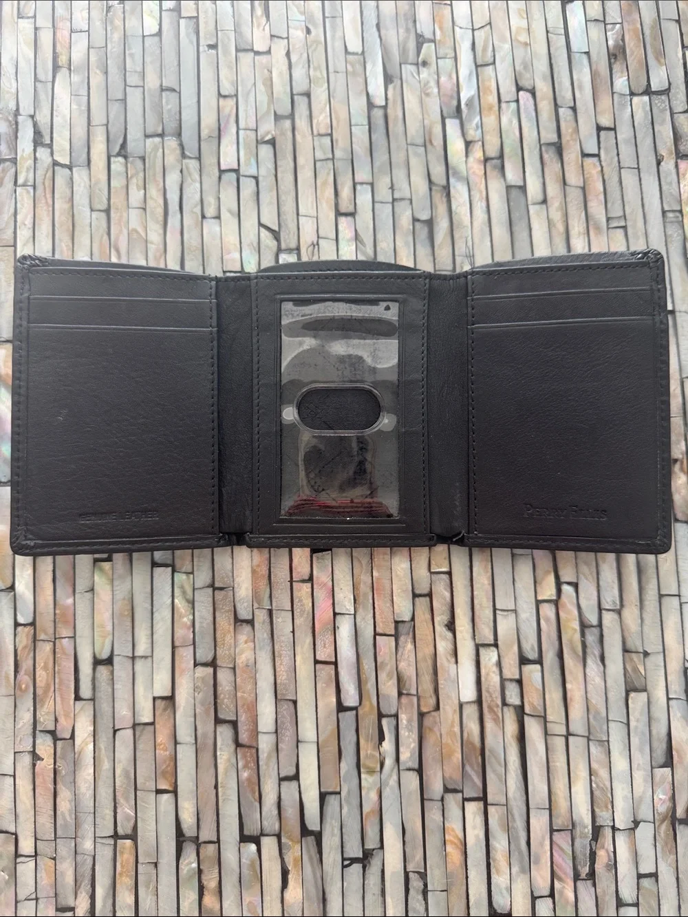 Perry Ellis Genuine LeatherClassic Black Leather Tri fold  Wallet